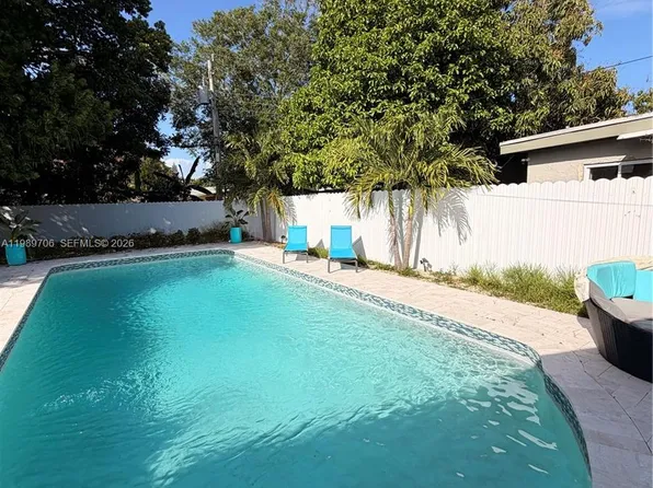 1161 NW 15th St, Fort Lauderdale, FL 33311