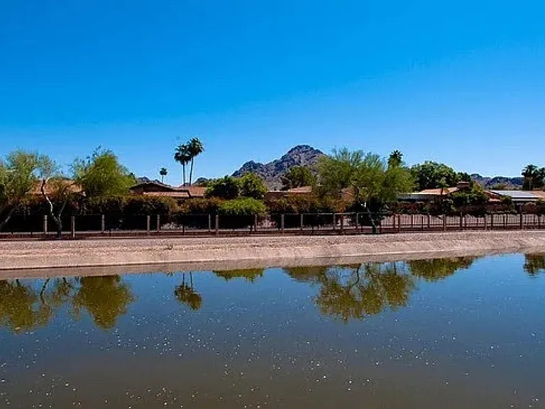 1716 E Ocotillo Rd — Photo 13