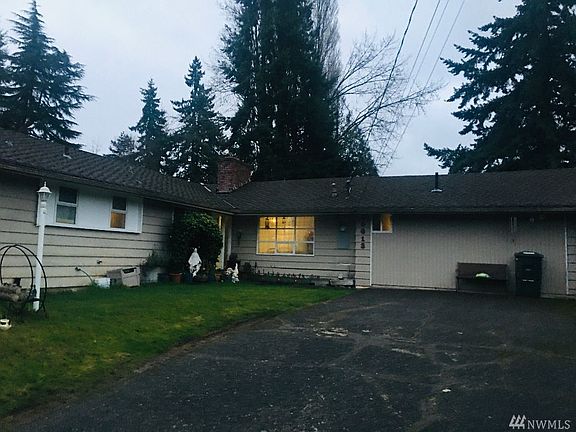 3rd image of 15613 NE 1st St