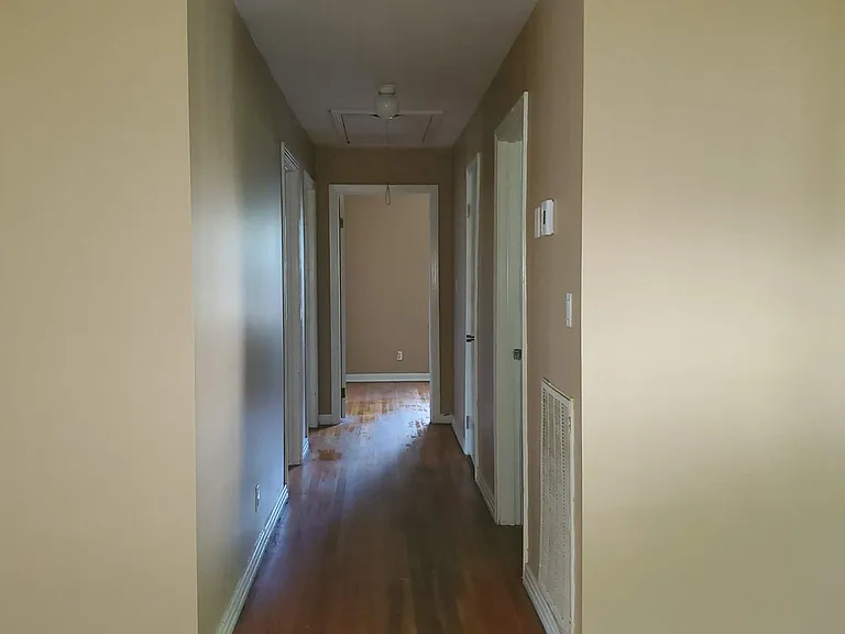 90 Central Ave — Photo 8