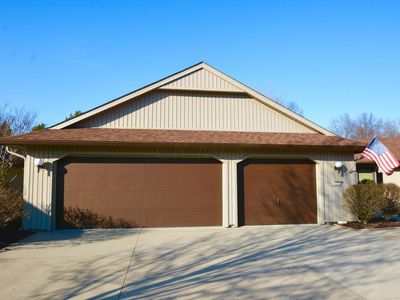 10743 Meadow Trl, Strongsville, OH, 44149