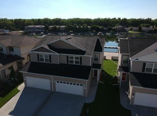 1313 Bayview Ct, Bismarck, ND 58504