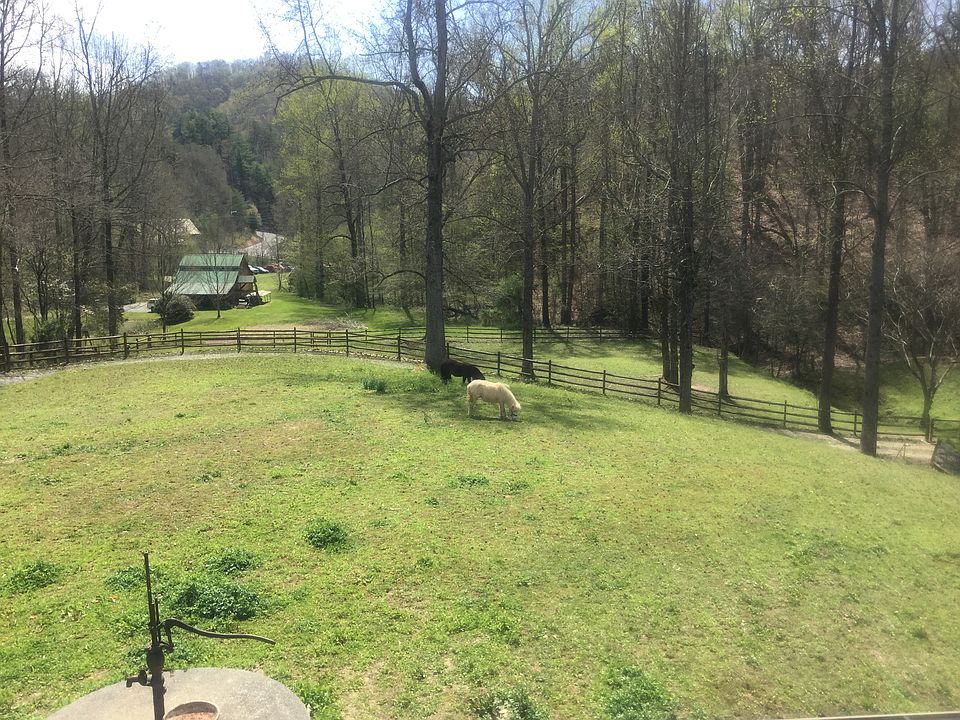 2728 Waldens Creek Rd, Sevierville, TN 37862 Zillow
