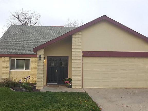 3rd image of 1004 W Cherry Ave