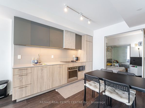 19 Western Battery Rd #1012-C01, Toronto, ON M6K 0E3