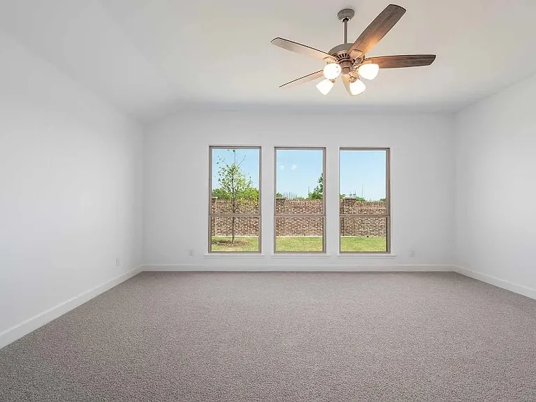 2625 Fargo Pl — Photo 13