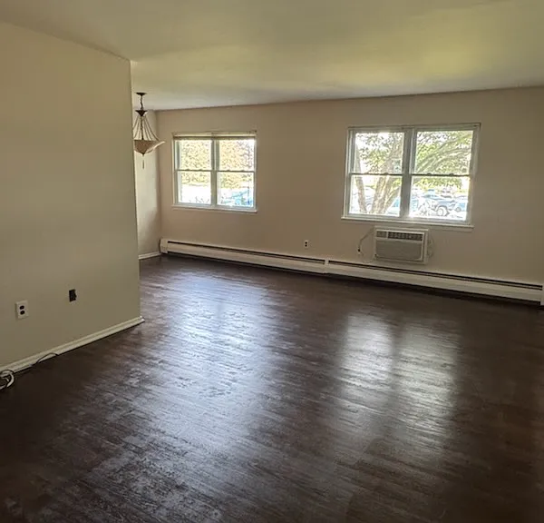 94 Stonehurst Blvd #B — Photo 11