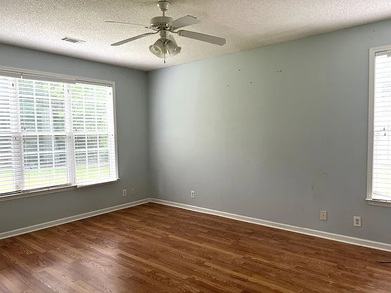 136 Joycliff Cir — Photo 17