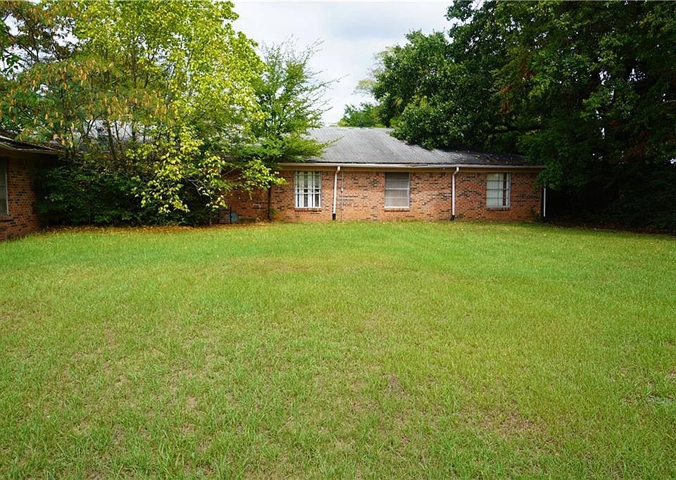 1st image of 1755 Elliot Dr