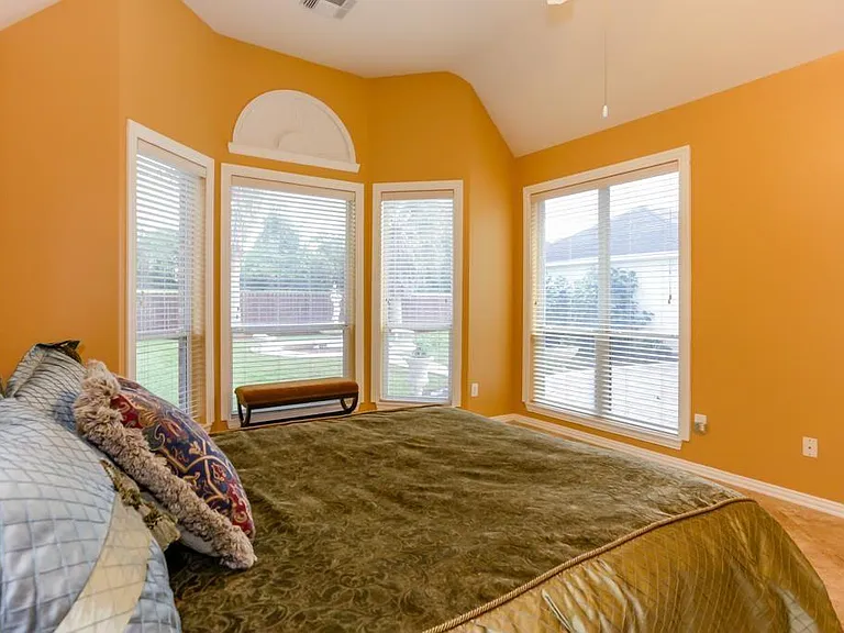 1534 Brookstone Ln — Photo 13