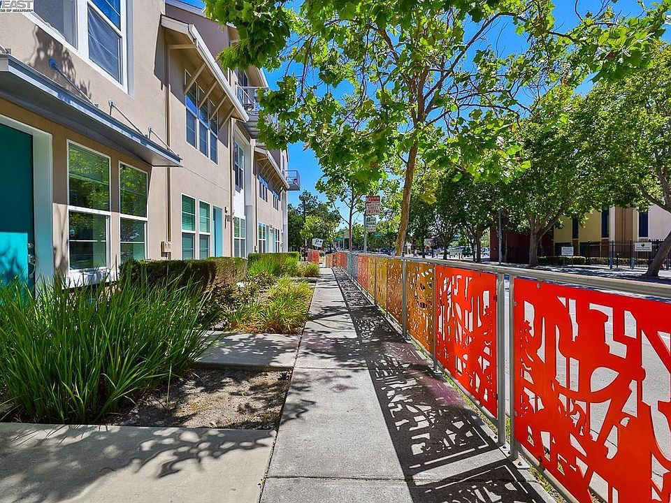 1st image of 418 Marina Way