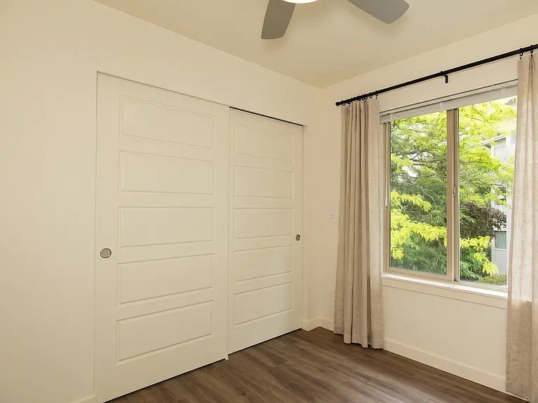 2237 Apartments - Located in the Heart of Ballard — Photo 36