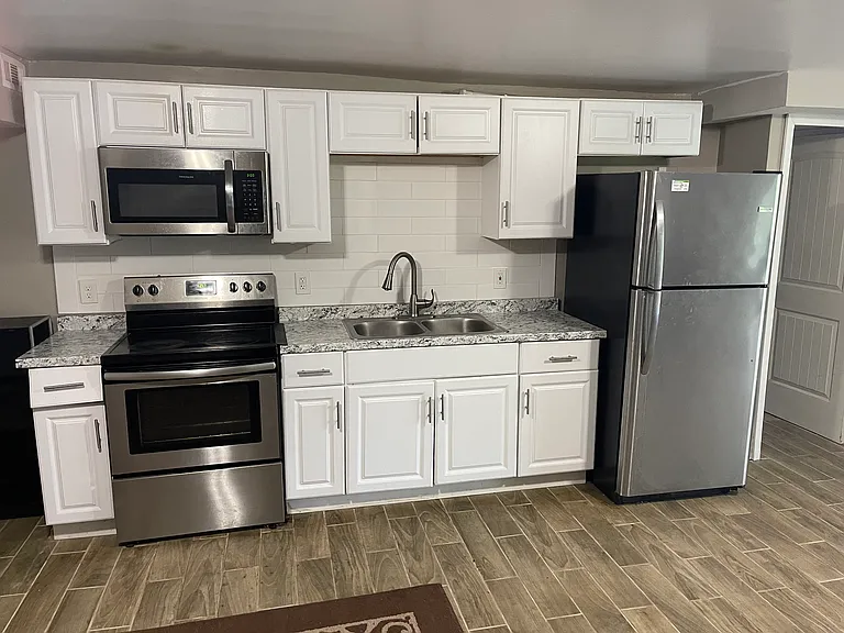 4060 Fairmeade Dr — Photo 16