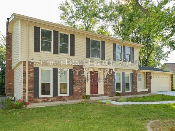 2268 Kittridge Ct, Chesterfield, MO 63017