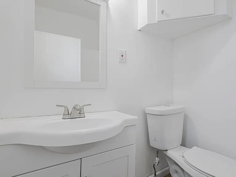 46 W Como Ave — Photo 8