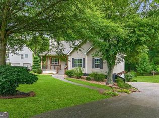 9105 Freeland Rd, Gainesville, GA 30506