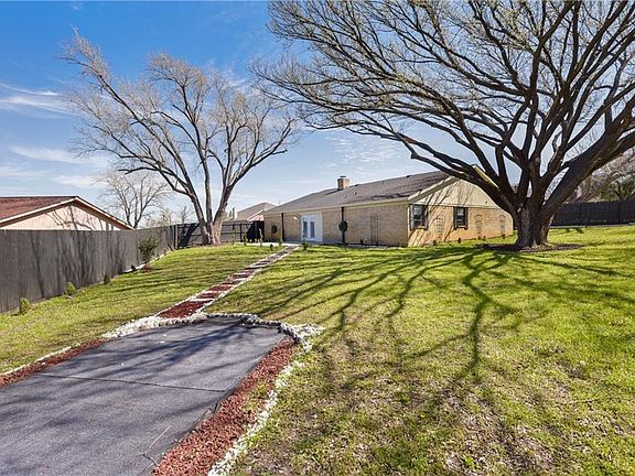 5th image of 3308 Salem Ct