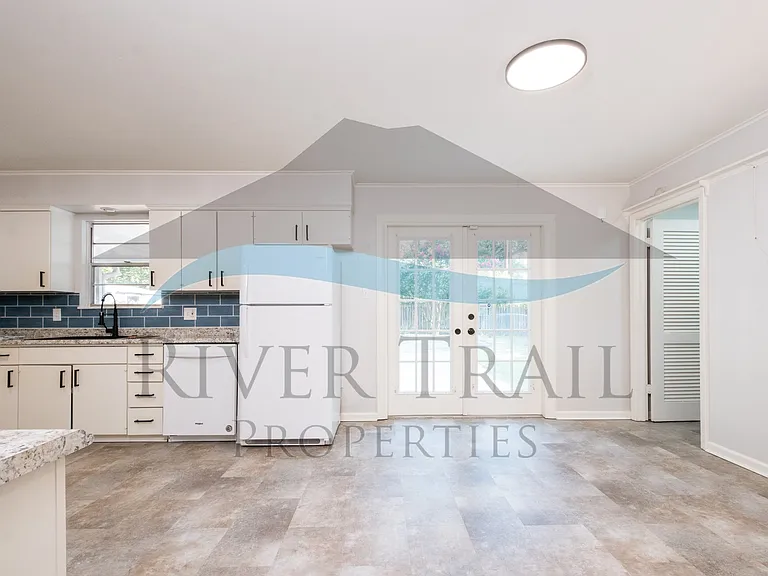 10202 Ronald Dr — Photo 12