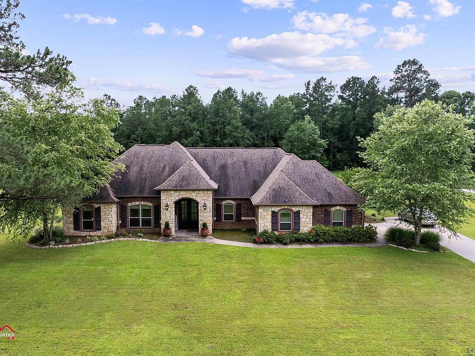 1st image of 127 Majestic Oaks