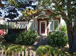 6048 49th Ave SW, Seattle, WA 98136