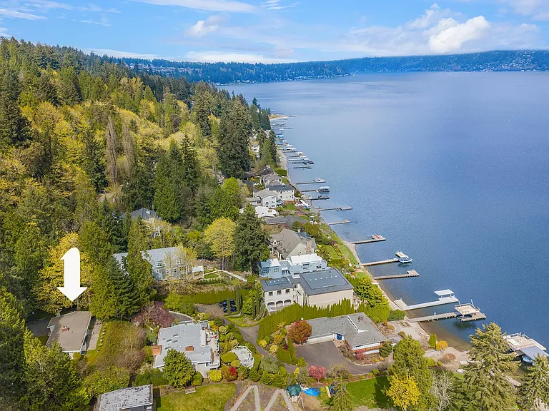 1848 W Lake Sammamish Pkwy SE — Photo 16
