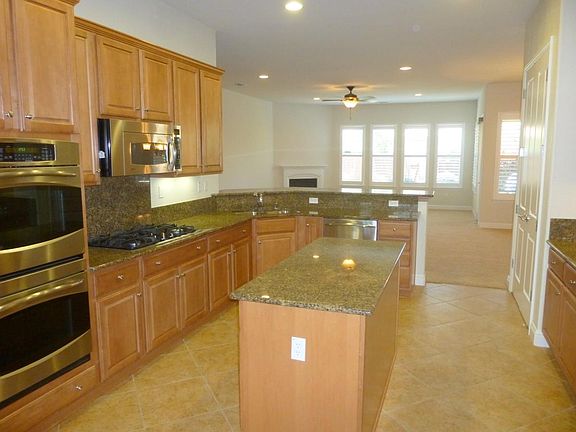 2nd image of 2343 Langtree Dr