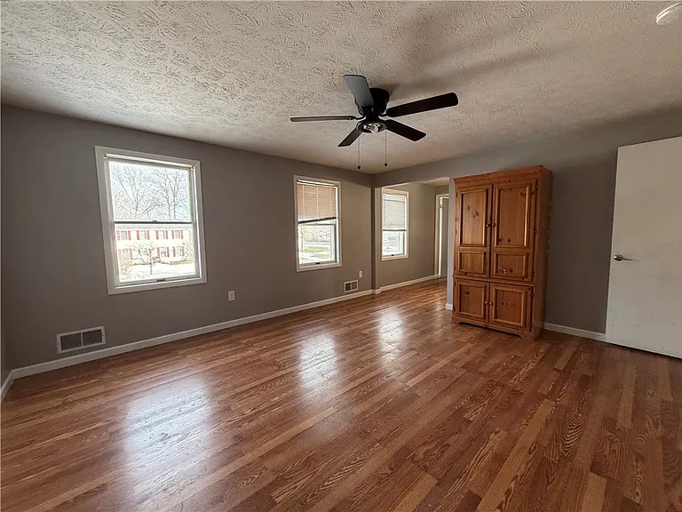 598 Bram Hall Dr — Photo 12