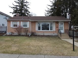 1450 Campbell Ave, Des Plaines, IL 60016