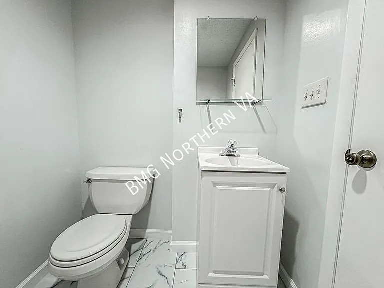 8627 Spring Creek Ct — Photo 15