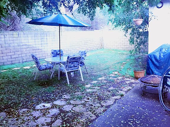 5th image of 600 Lantana St