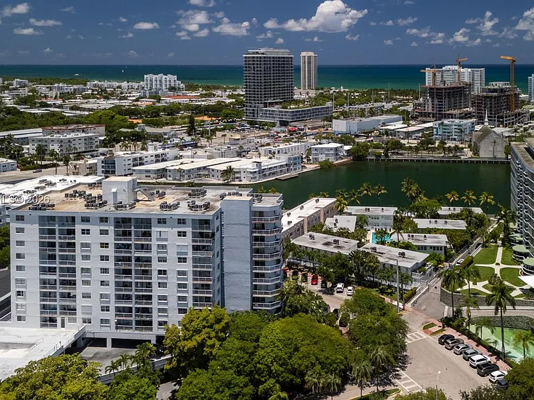 6900 Bay Dr #6H — Photo 29