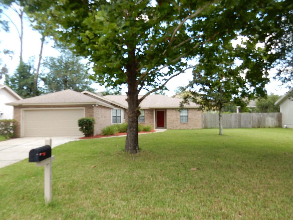 Three Bedroom two bath Mandarin home in quiet neighborhood.