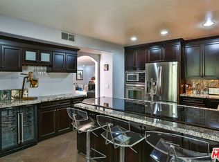 1323 N Sweetzer Ave APT 101, West Hollywood, CA 90069