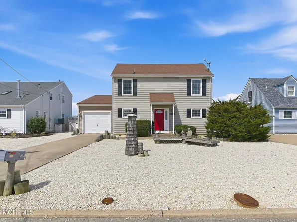 390 Bayview Avenue, Bayville, NJ 08721