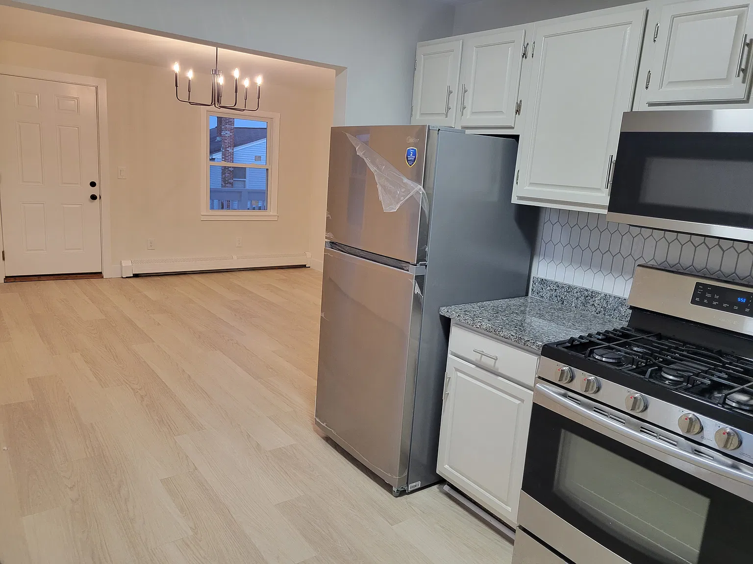 141A Easton St, Lawrence — Photo 4
