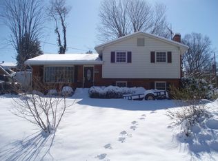 728 Commander Dr, Roanoke, VA 24012
