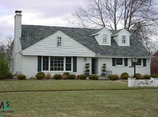 18660 Warwick St, Franklin, MI 48025