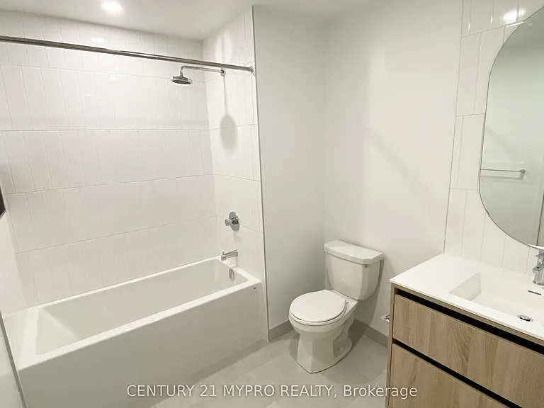 8 Beverley Glen Blvd #1206 — Photo 12