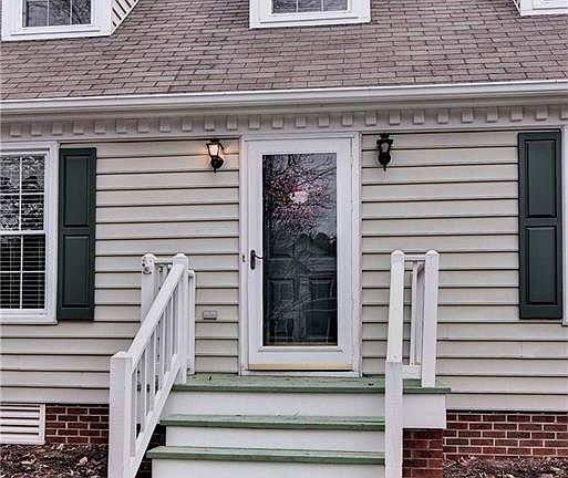 2nd image of 3001 Chelsford Way