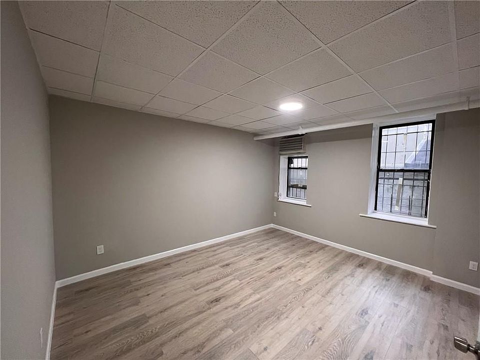 1st image of 2009 85th St Floor 1