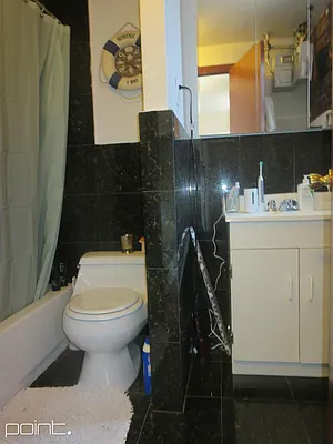 Rented by Point NYC | media 20