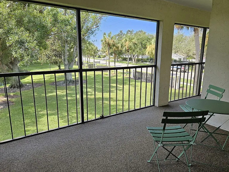 764 Avenida Estancia #206-B — Photo 13
