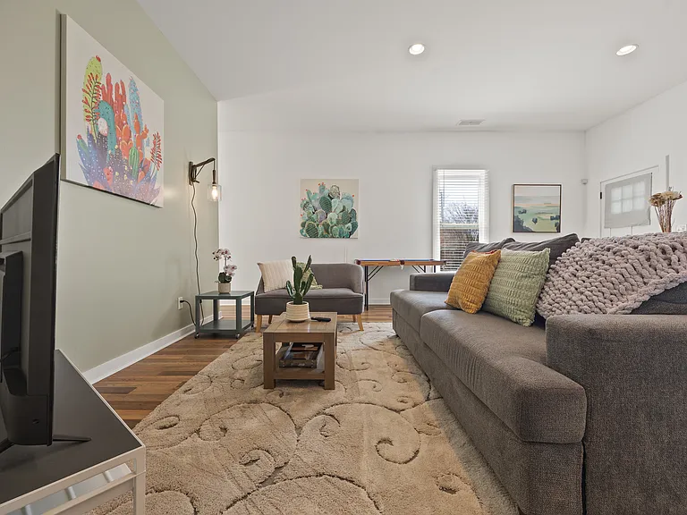 906 Allene Ave SW — Photo 10