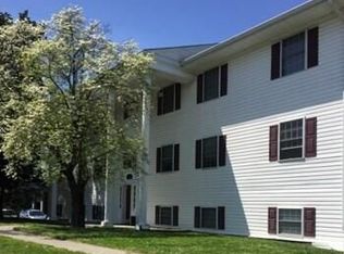 826 Hardy Rd APT 7, Vinton, VA 24179