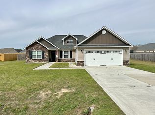 144 Prelude Dr, Richlands, NC 28574