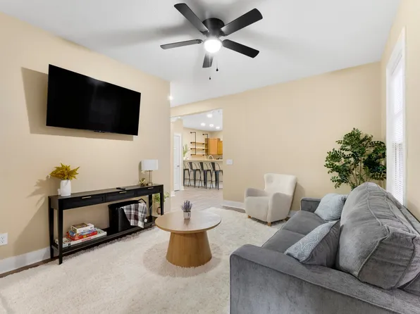 1109 W Jefferson Blvd #102, Fort Wayne, IN 46802