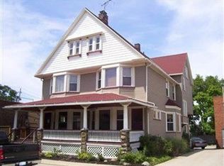 15516 Detroit Ave, Lakewood, OH 44107