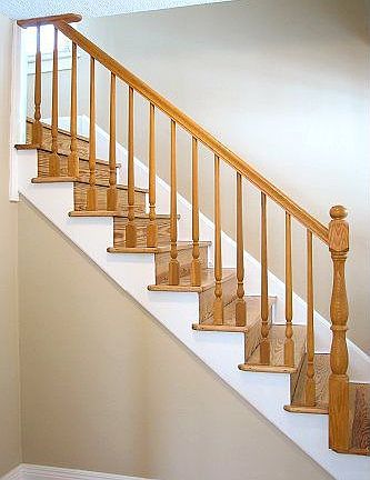 Oak Staircase to Bedrooms