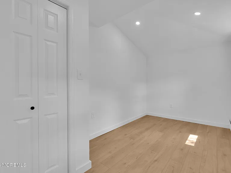 61 Gladney Ave — Photo 8