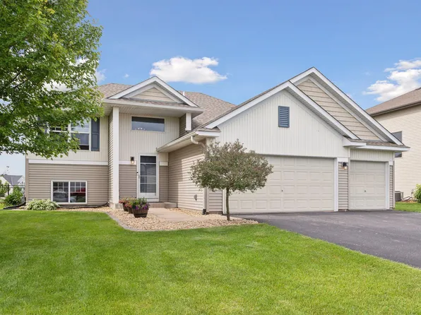 5749 126th St N, Hugo, MN 55038